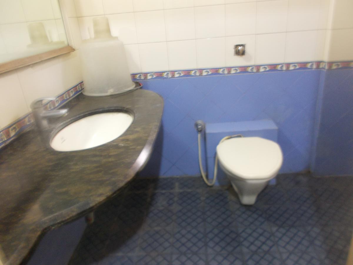 Modern Hotel Bengaluru Zewnętrze zdjęcie
