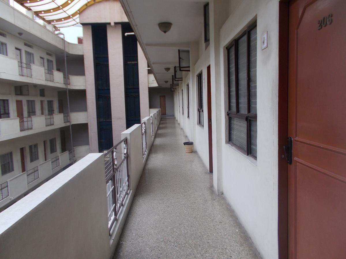 Modern Hotel Bengaluru Zewnętrze zdjęcie